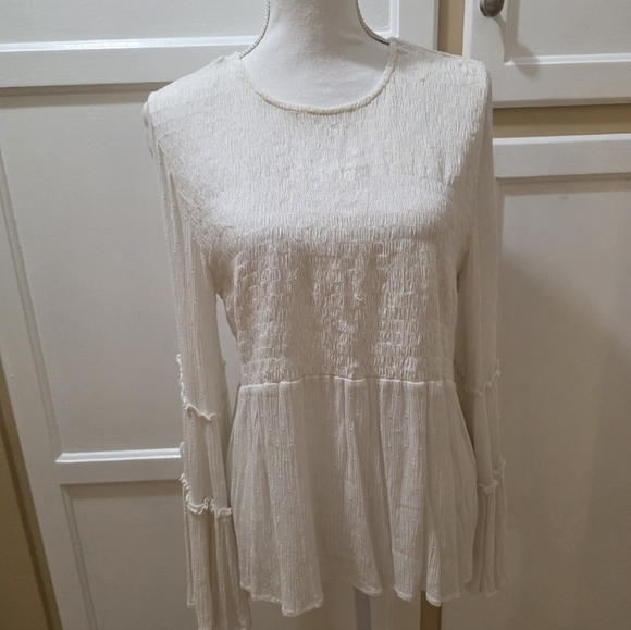 American Eagle Elegant Cream Peplum Bottom Women's Top - Picture 4 of 14